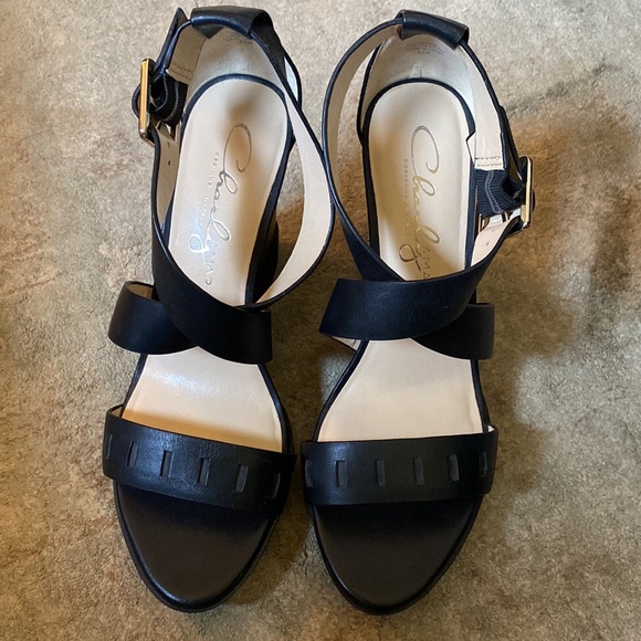 Charly Amar Wedges - Picture 2 of 5